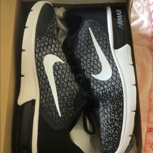 Nike air max sequent 2